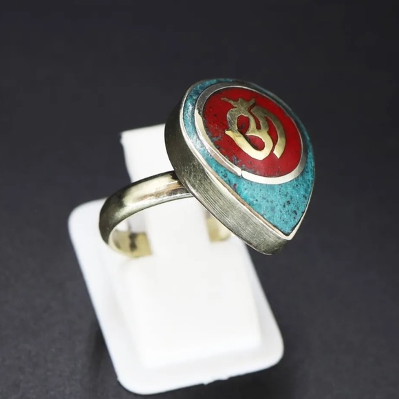 Tibetan turquoise and red coral adjustable rings - Picture 7 of 10